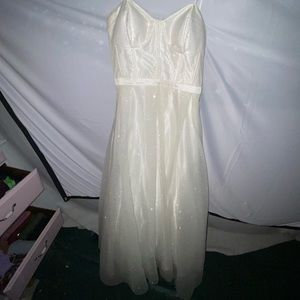 GB, size 5, White sparkle